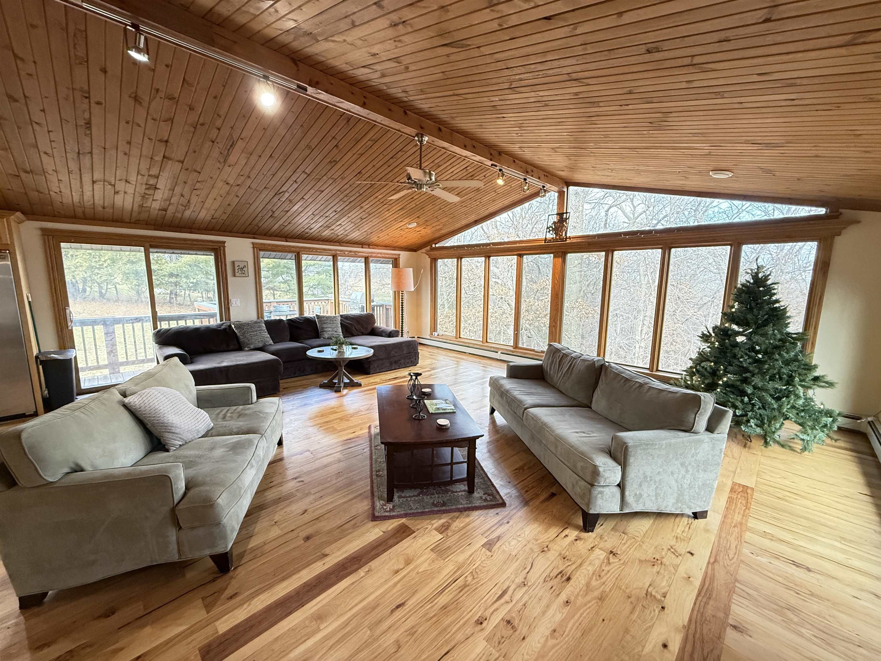 12750 West Cross Road Galena, IL 61036 - Photo 4 of 22