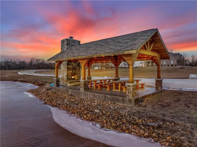 $130,000 | Lot 9 Southwest 11th Road, Warrensburg, MO 64093