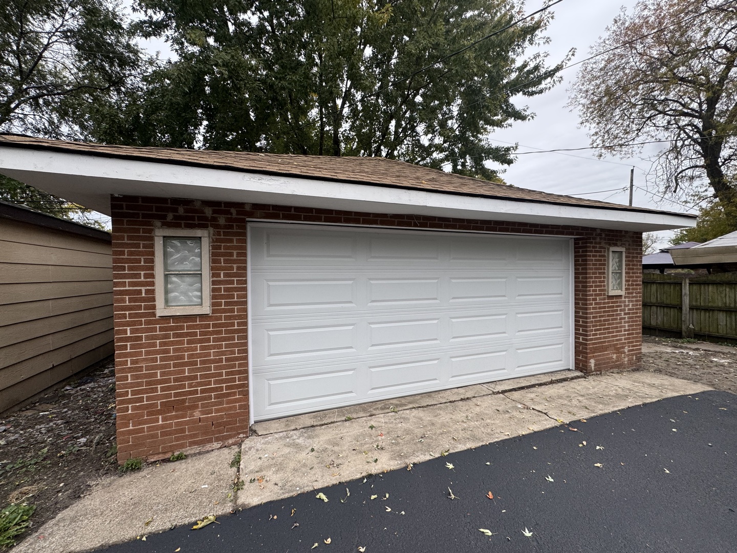 15041 Oak Street Dolton, IL 60419 - Photo 19 of 19 a side view of a house