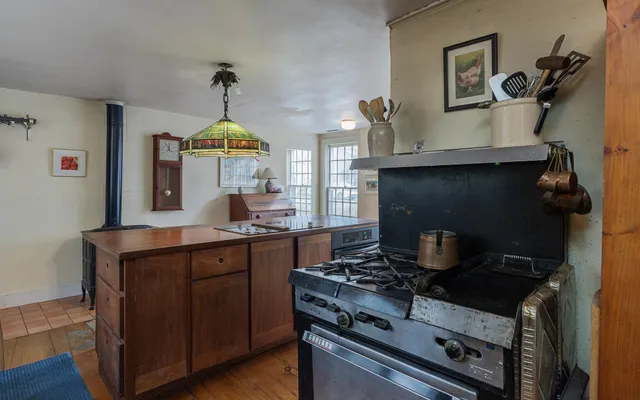 $845,000 | 26 Old North Main Street, Walpole, NH 03608