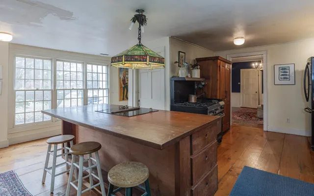 $845,000 | 26 Old North Main Street, Walpole, NH 03608