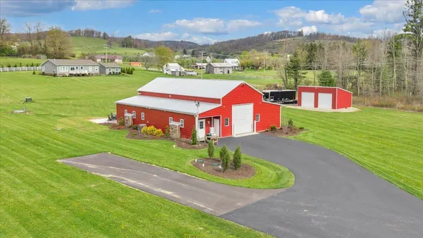 $559,950 | 9651 Bent Mountain Road, Bent Mountain, VA 24059