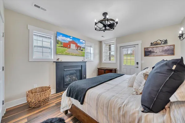 $559,950 | 9651 Bent Mountain Road, Bent Mountain, VA 24059
