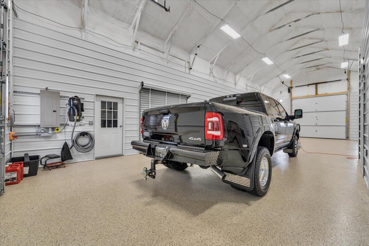9651 Bent Mountain Road Bent Mountain, VA 24059 - Photo 19 of 71 a view of a car garage