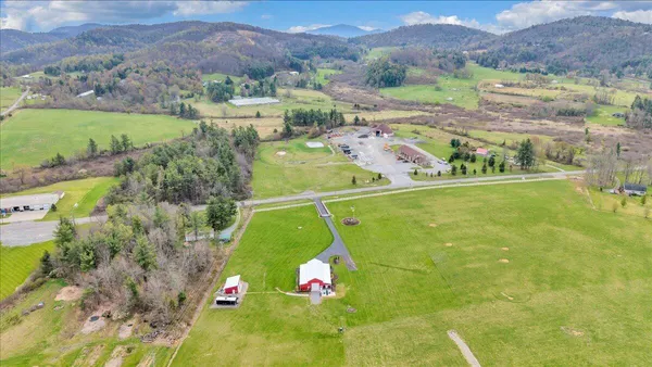 $559,950 | 9651 Bent Mountain Road, Bent Mountain, VA 24059