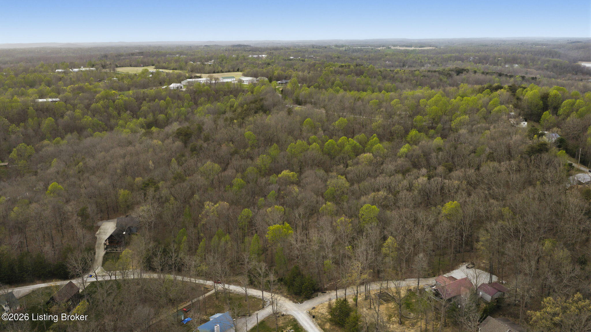 21-22 Cedar Point Road Bee Spring, KY 42207 - Photo 2 of 9 3-web-or-mls-DJI_20260402182020_0803_D