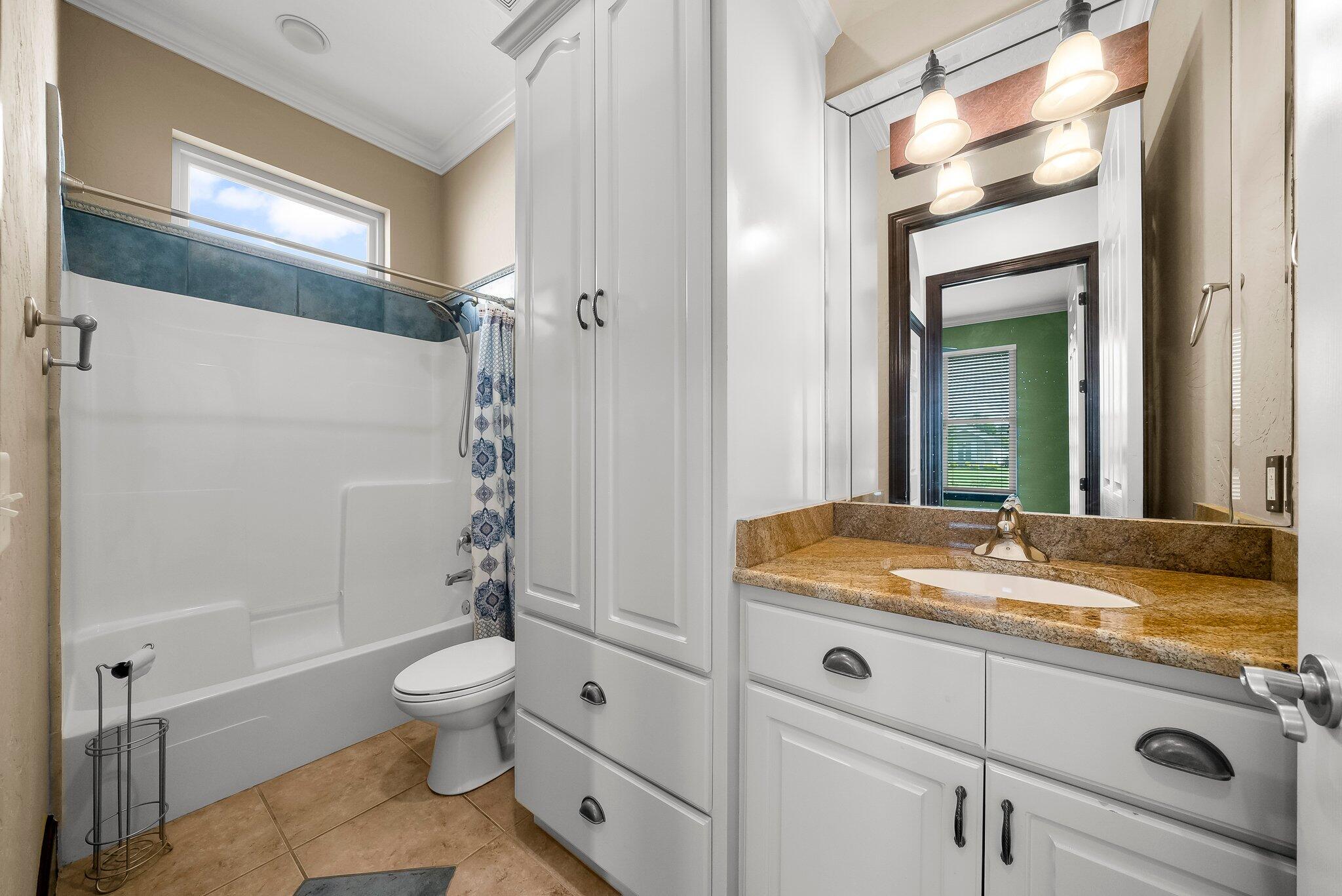 3929 Indian Springs Road Panama City, FL 32404 - Photo 19 of 51 Bathroom