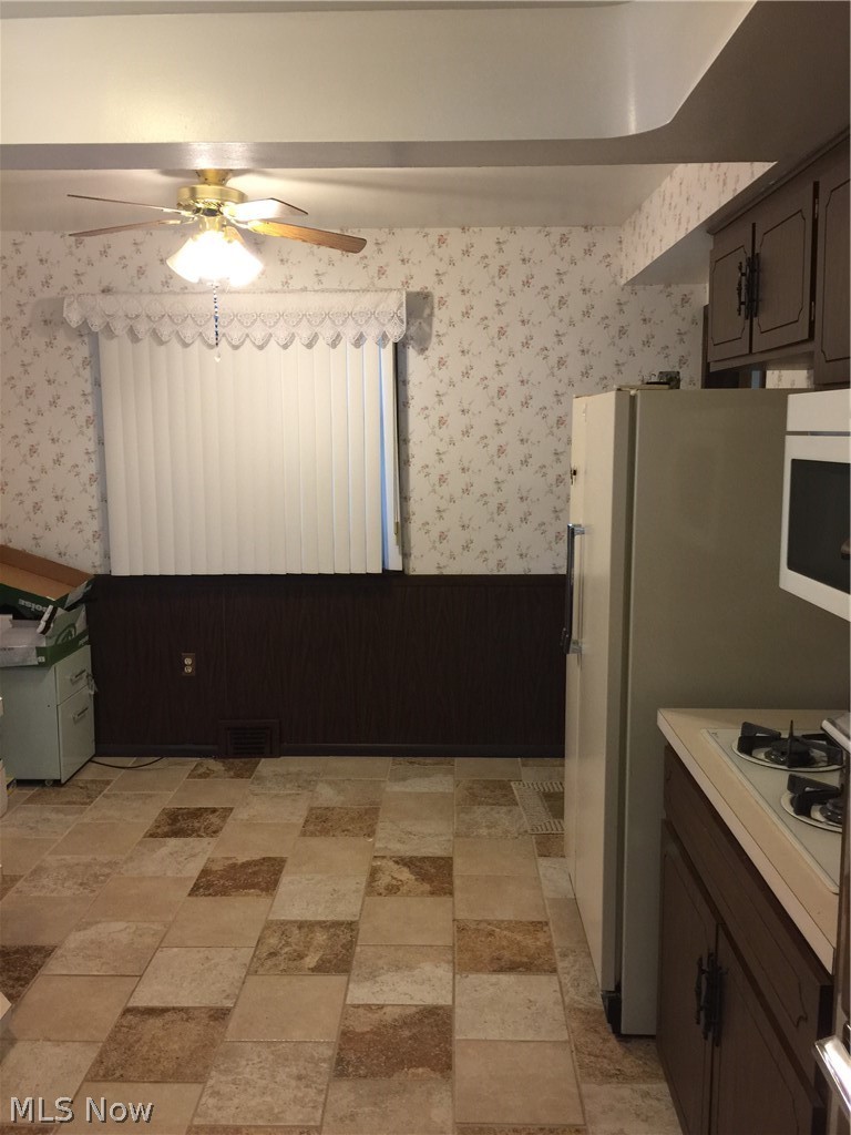 1768 Alcester Road Cleveland, OH 44124 - Photo 9 of 15