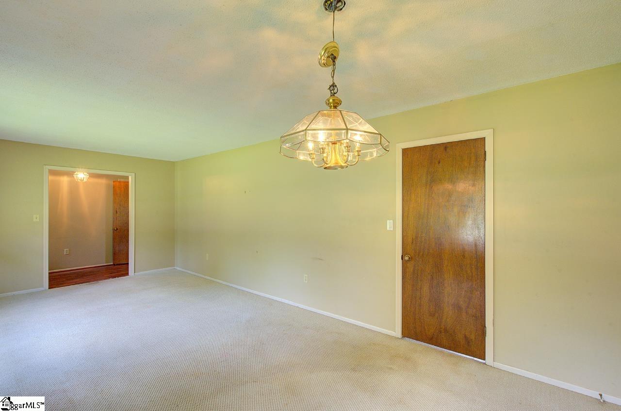 323 Maria Drive Anderson, SC 29625 - Photo 14 of 36