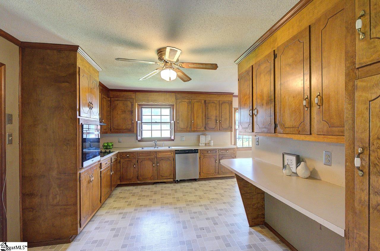 323 Maria Drive Anderson, SC 29625 - Photo 16 of 36