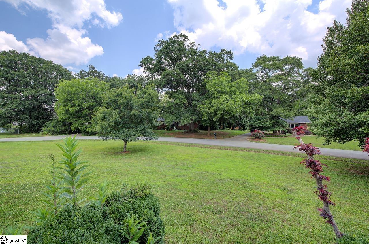 323 Maria Drive Anderson, SC 29625 - Photo 3 of 36