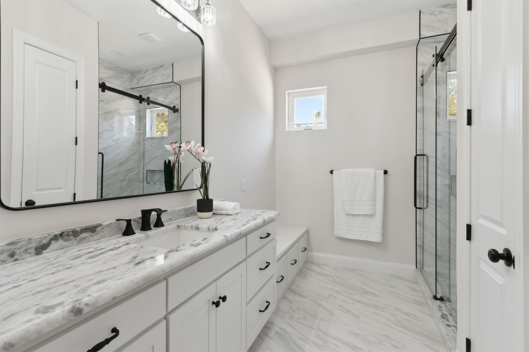 97002 Jose Gaspar Way Yulee, FL 32097 - Photo 39 of 69 First Guest Bathroom With Additional Bench Storage