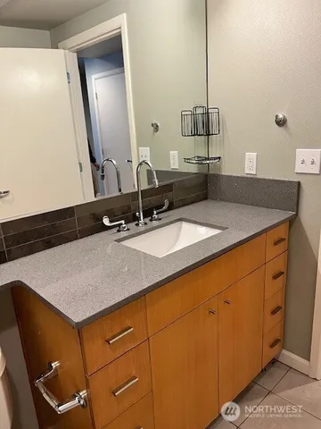 $350,000 | 17 West Mercer Street, Unit 217, Seattle, WA 98119