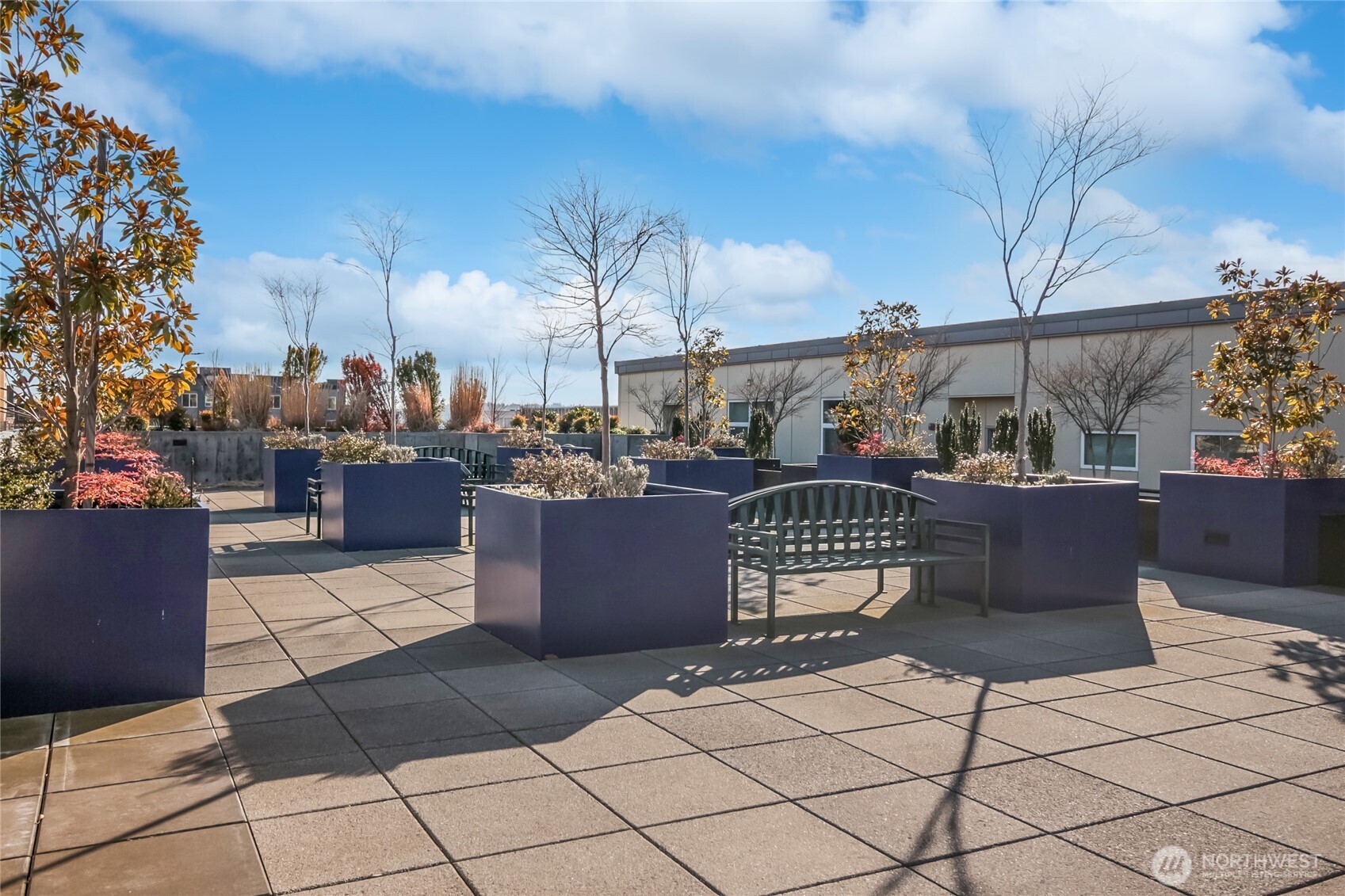 17 West Mercer Street, Unit 217 Seattle, WA 98119 - Photo 30 of 36 a outdoor view with a sitting space