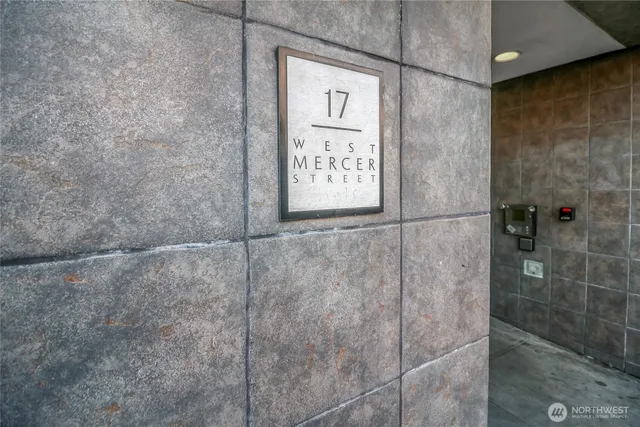 $350,000 | 17 West Mercer Street, Unit 217, Seattle, WA 98119