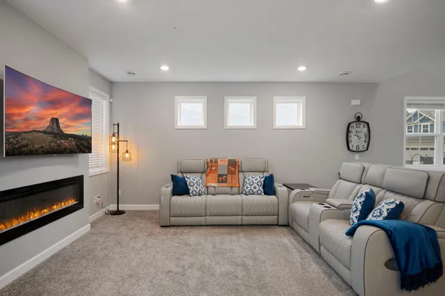 $365,000 | 1772 Emerson Court, Chaska, MN 55318