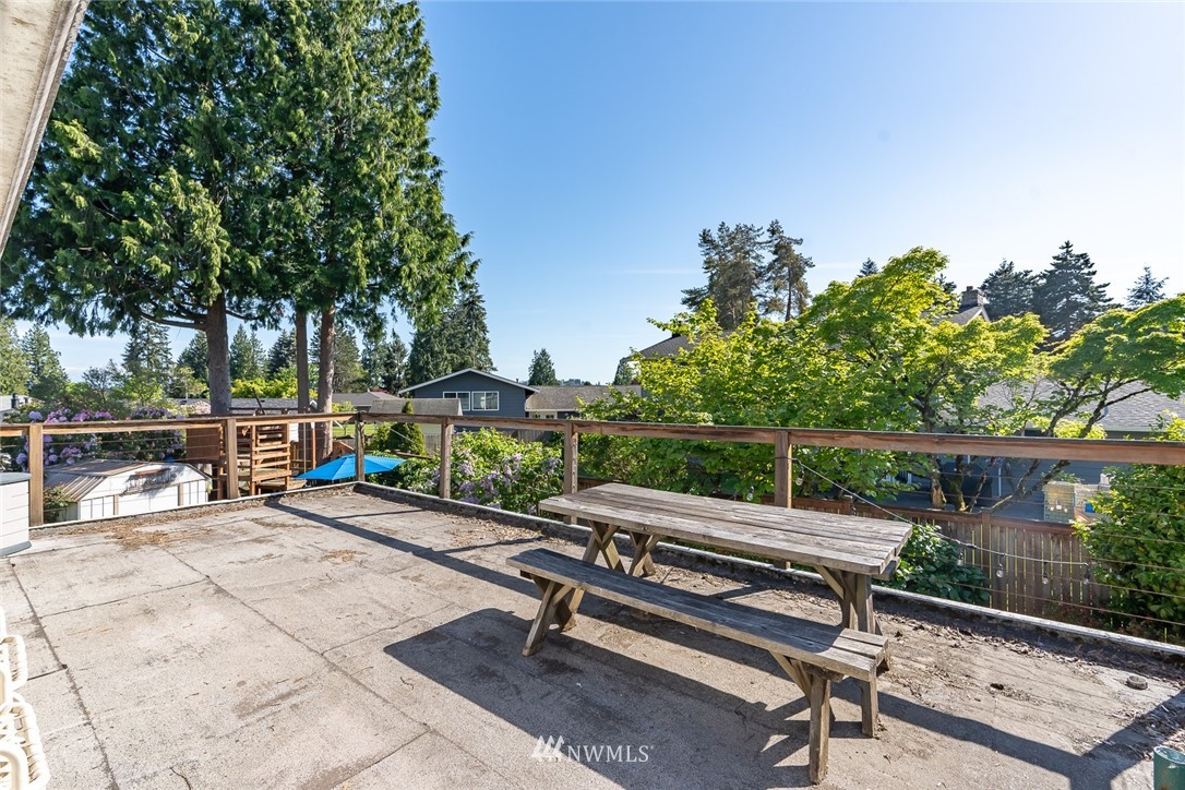 10609 Northeast 198th Street Bothell, WA 98011 - Photo 12 of 25 Gallery Image 12