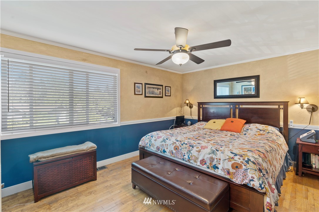 10609 Northeast 198th Street Bothell, WA 98011 - Photo 13 of 25 Gallery Image 13