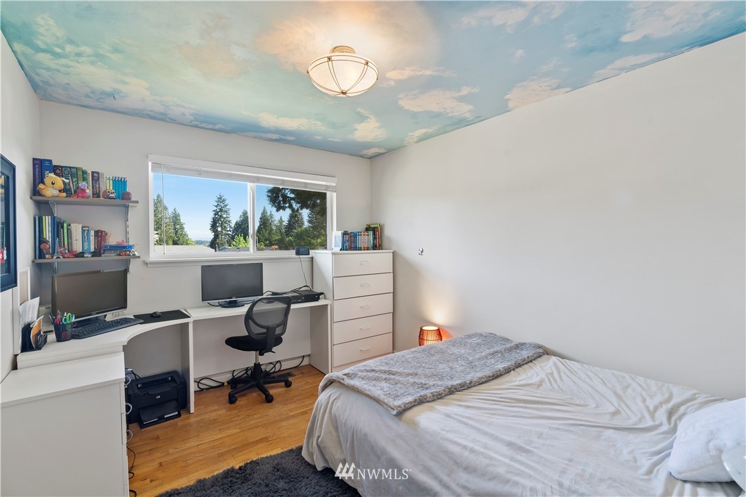 10609 Northeast 198th Street Bothell, WA 98011 - Photo 14 of 25 Gallery Image 14