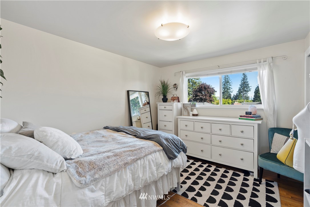 10609 Northeast 198th Street Bothell, WA 98011 - Photo 16 of 25 Gallery Image 16