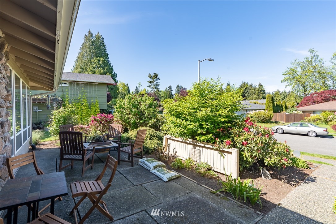 10609 Northeast 198th Street Bothell, WA 98011 - Photo 3 of 25 Gallery Image 3