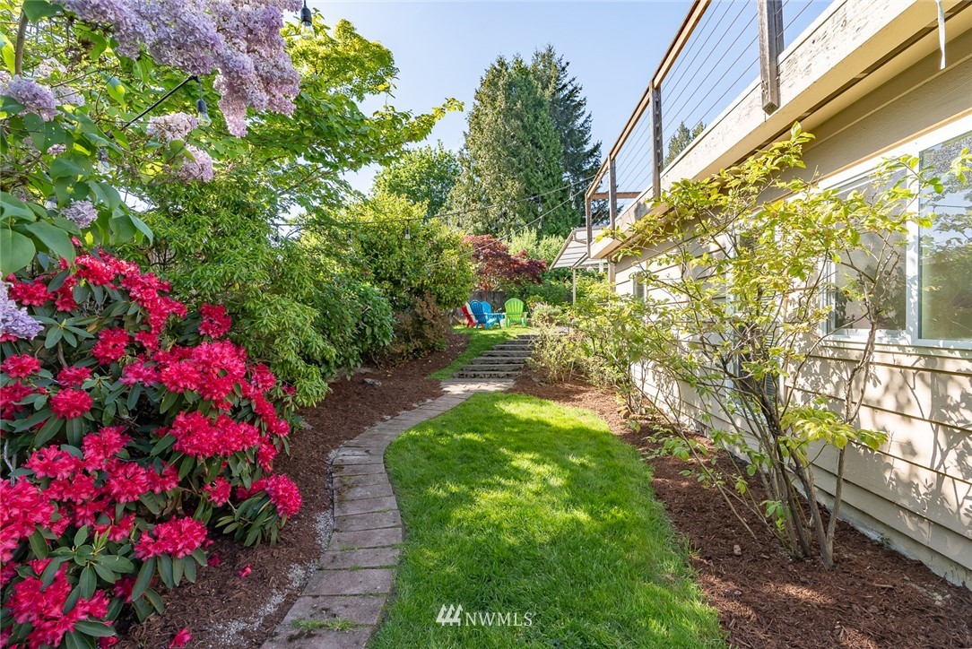 10609 Northeast 198th Street Bothell, WA 98011 - Photo 22 of 25 Gallery Image 22