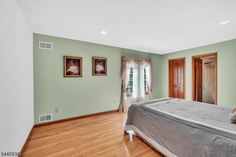 10 Loriann Road Warren, NJ 07059 - Photo 18 of 34