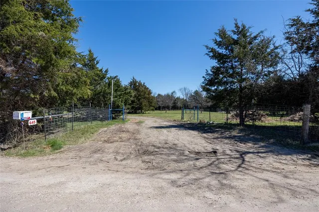 $299,000 | 645 County Road 4160, Bonham, TX 75418