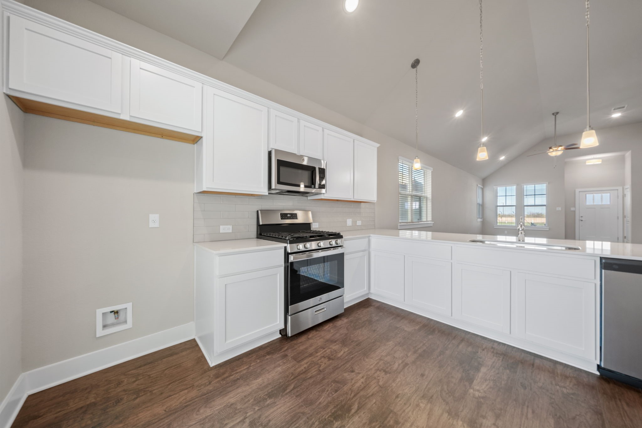 217 Pinnacle Lane Kyle, TX 78640 - Photo 13 of 33