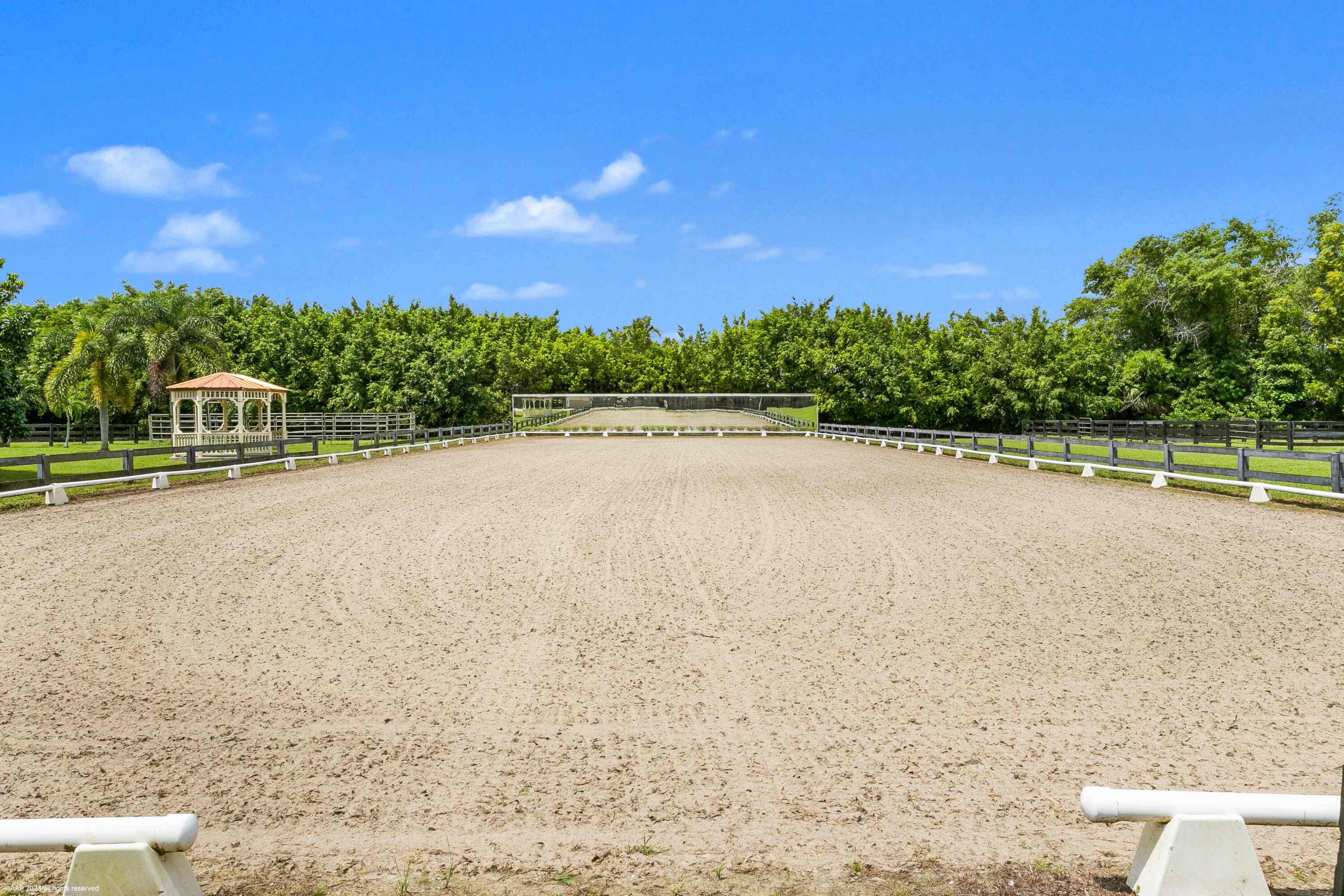 16559 Rustic Road Wellington, FL 33470 - Photo 8 of 82 16559 Rustic Rd 075