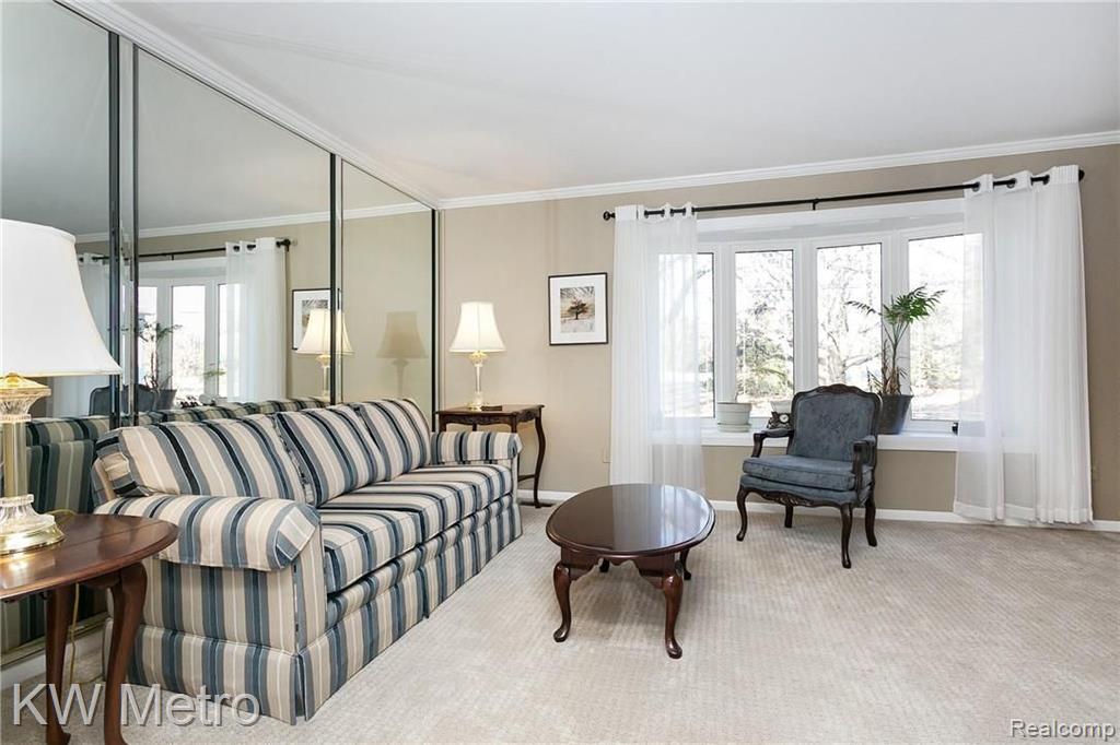 848 Croydon Road Rochester Hills, MI 48309 - Photo 15 of 34