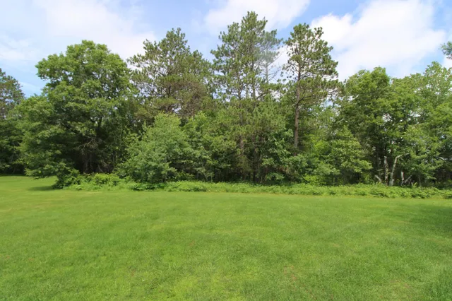 $55,900 | 1 County Road 1, Emily, MN 56447