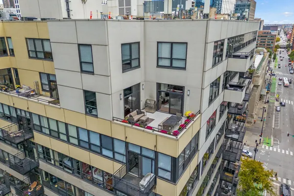 a view of building with an outdoor space