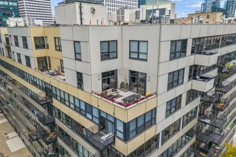 130 South Canal Street, Unit 9E, Chicago, IL 60606