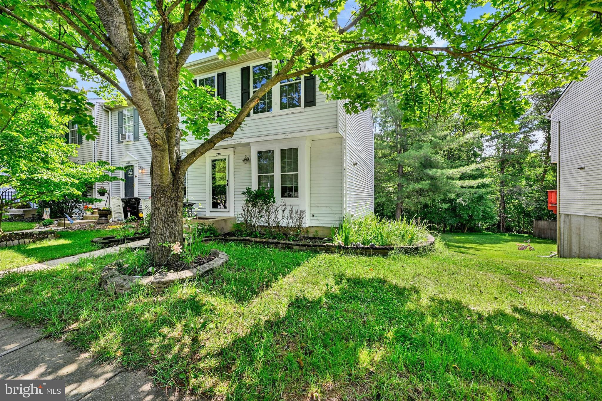 7767 Paddock Way Baltimore, MD 21244 - Photo 2 of 32