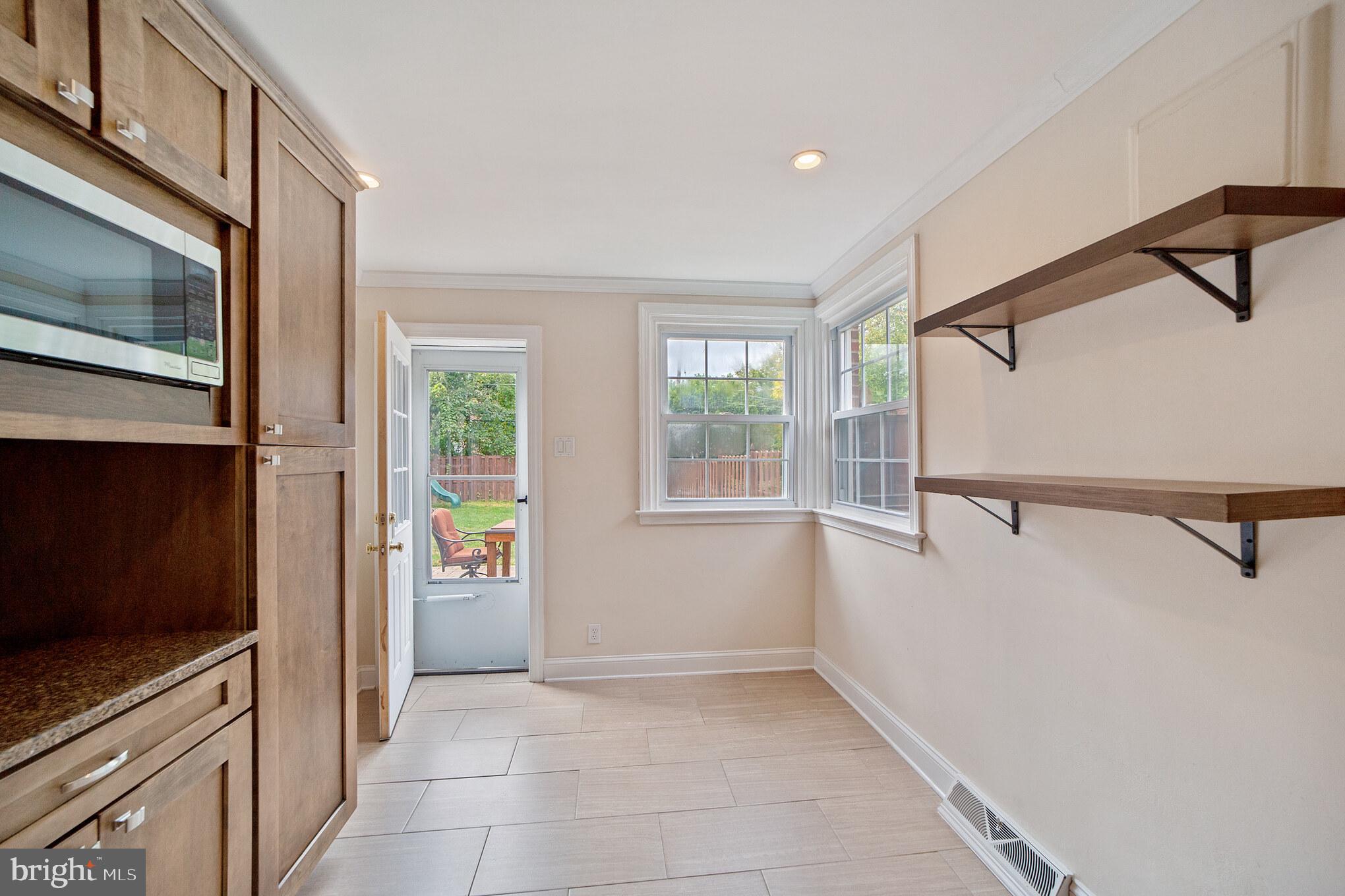 1722 Earlington Road Havertown, PA 19083 - Photo 15 of 35