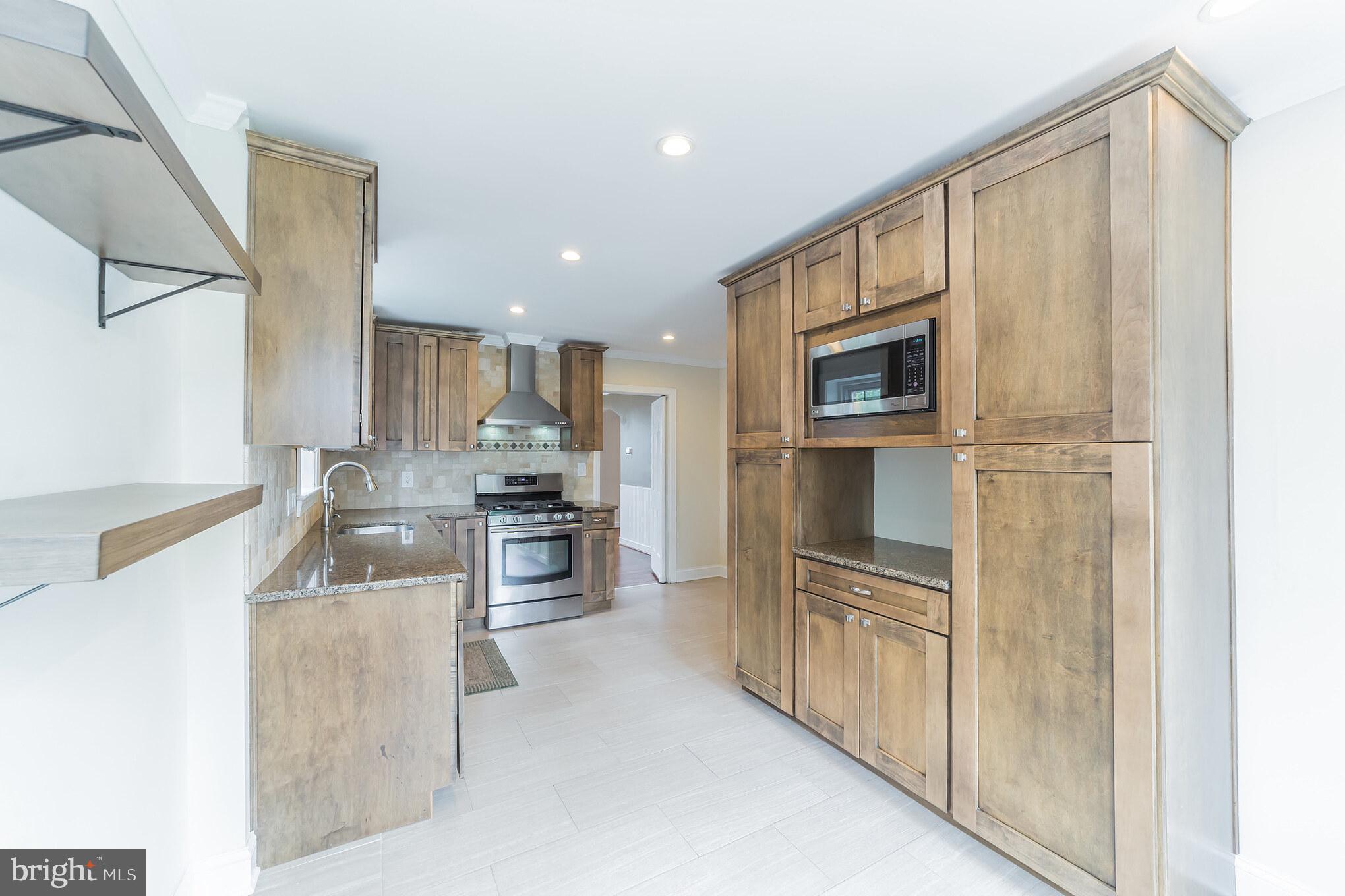 1722 Earlington Road Havertown, PA 19083 - Photo 19 of 35