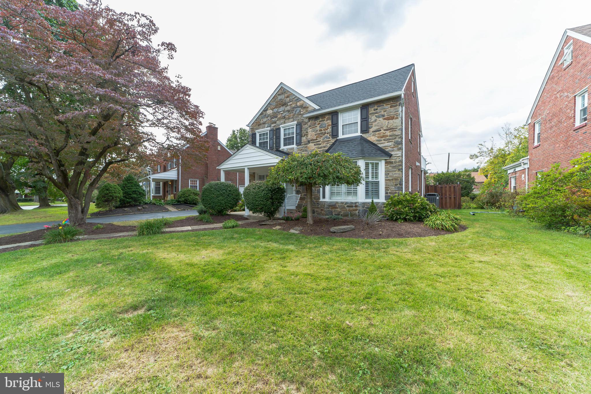 1722 Earlington Road Havertown, PA 19083 - Photo 3 of 35