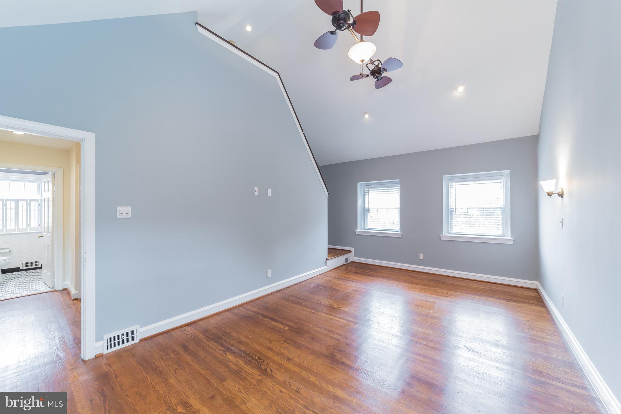 1722 Earlington Road Havertown, PA 19083 - Photo 21 of 35