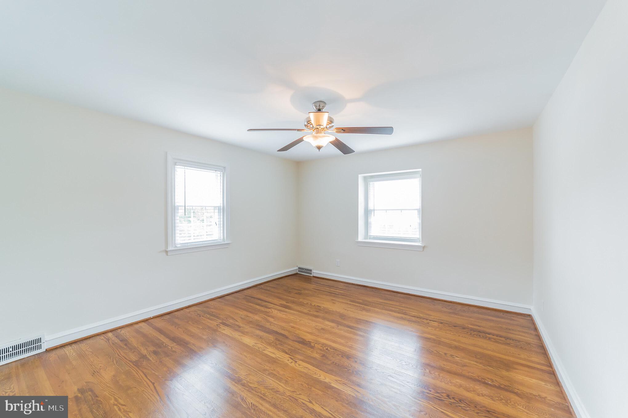 1722 Earlington Road Havertown, PA 19083 - Photo 28 of 35