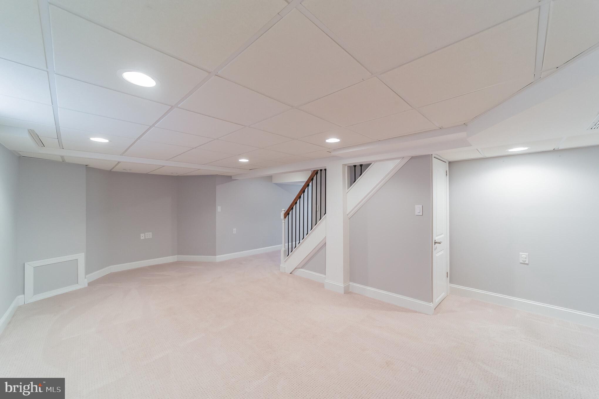 1722 Earlington Road Havertown, PA 19083 - Photo 31 of 35