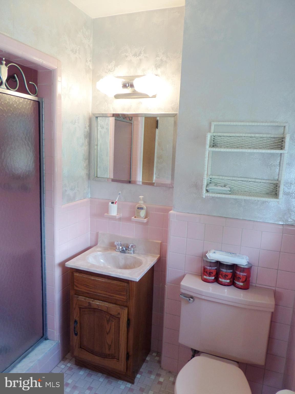 1449 Shoemaker Road Abington, PA 19001 - Photo 32 of 39 Master Bath