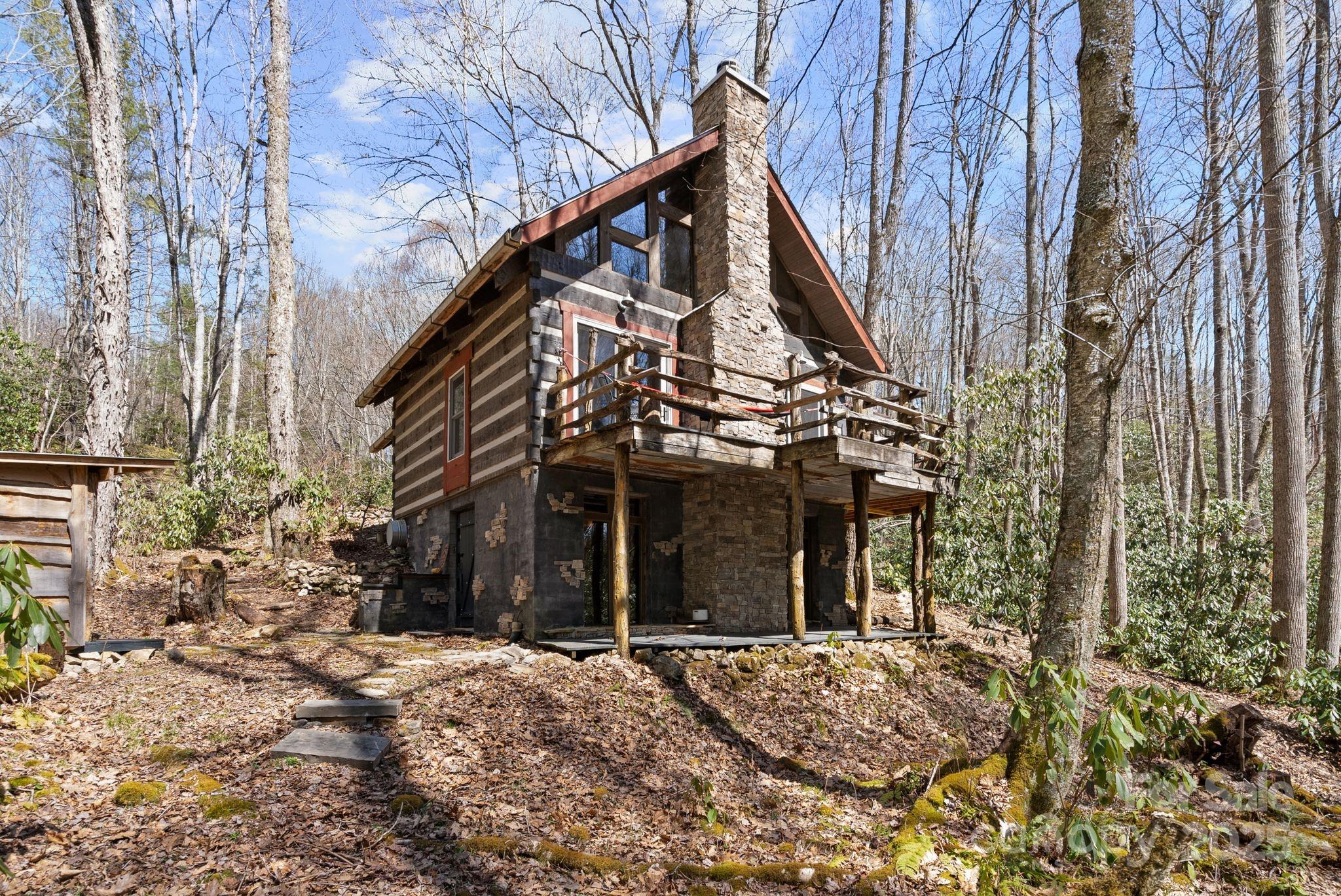 165 Pine Moss Trail Hot Springs, NC 28743 - Photo 4 of 40