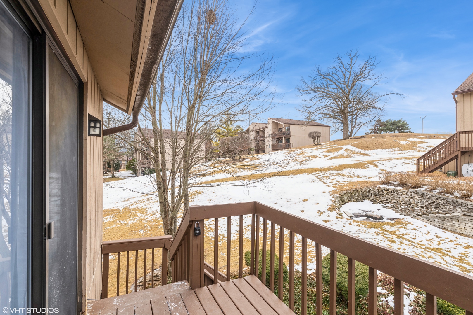 45 Nassau Colony, Unit 9 Fox Lake, IL 60020 - Photo 3 of 10