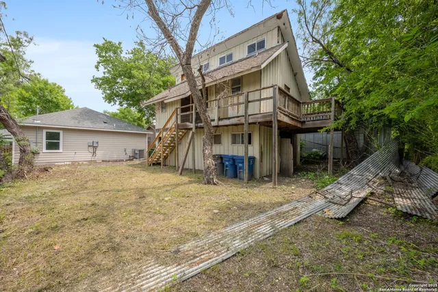 $299,900 | 1030 West Elsmere Place, San Antonio, TX 78201