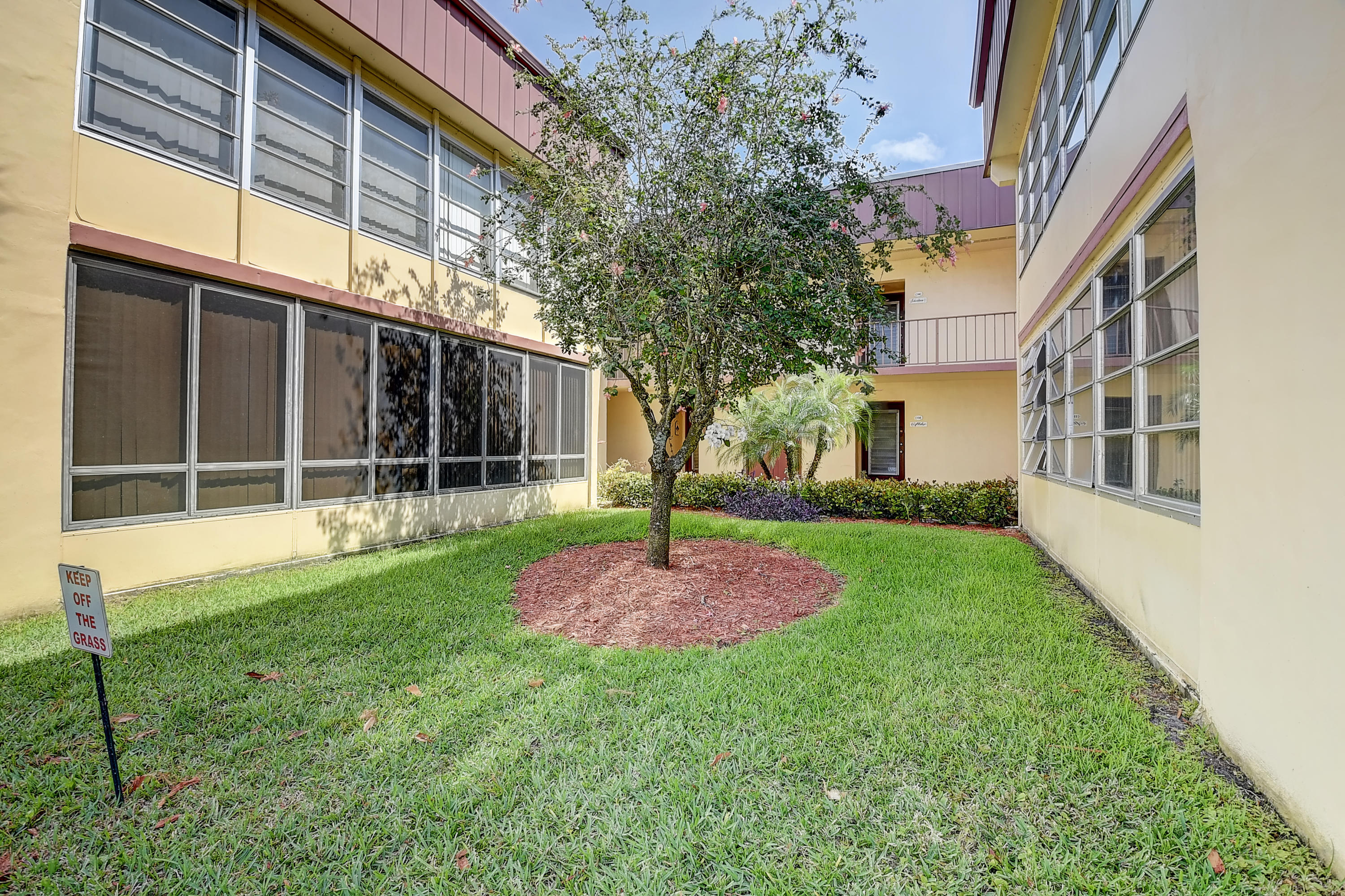 140 Capri B Delray Beach, FL 33484 - Photo 24 of 26 01_virtuals1 (1)