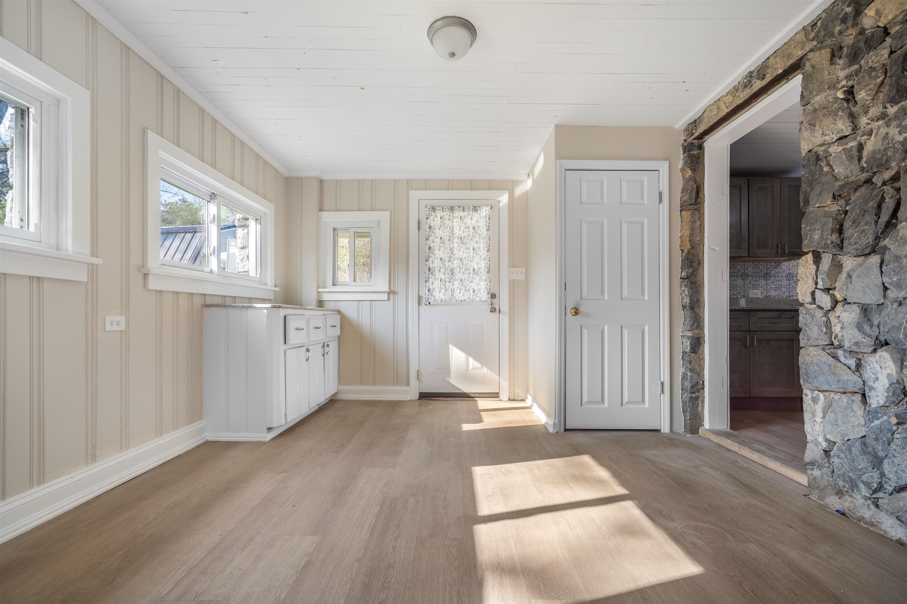 1641 Smithland Road Harrisonburg, VA 22802 - Photo 21 of 37