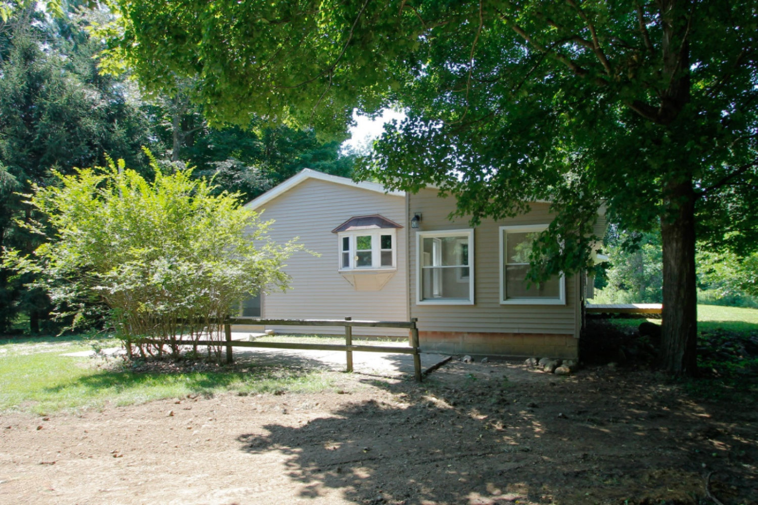 972 Mendon Road Sherwood, MI 49089 - Photo 3 of 35 972 Mendon Rd-103