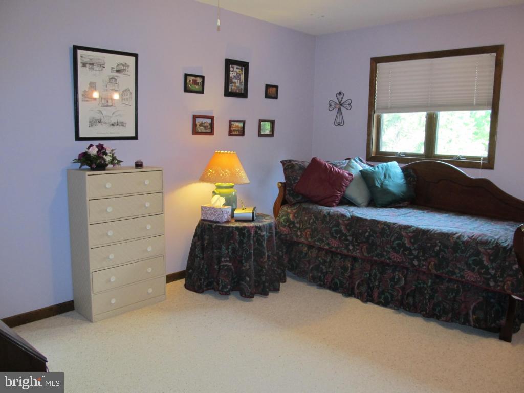 291 Browning Road Lancaster, PA 17602 - Photo 23 of 28 Gallery Image 23