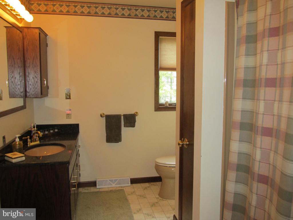 291 Browning Road Lancaster, PA 17602 - Photo 24 of 28 Gallery Image 24